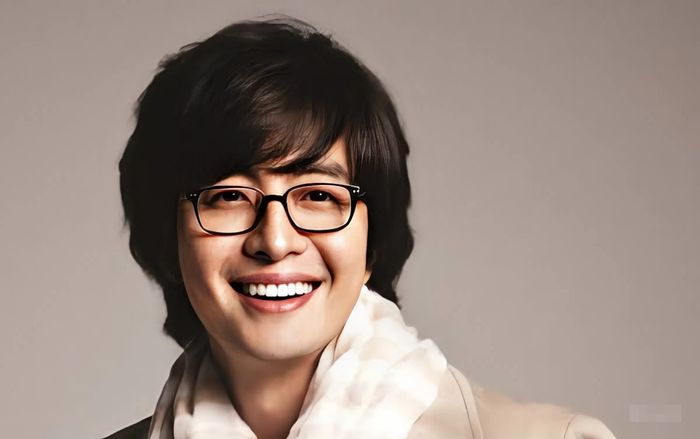 Hình ảnh hiếm của Bae Yong Joon sau khi giải nghệ