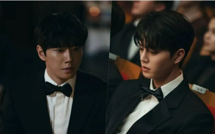 Song Kang và Lee Jun Young đối đầu nhau
