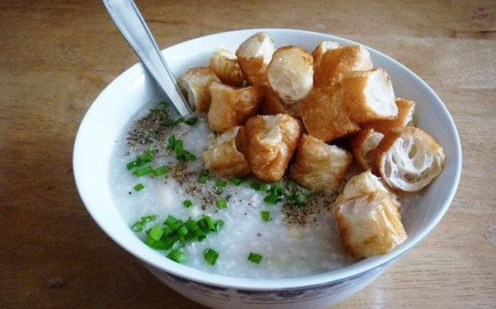Ăn sáng bằng cháo có đủ dinh dưỡng không?