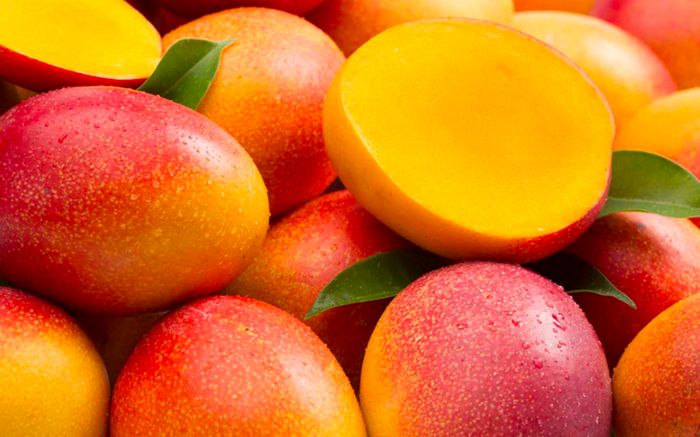 Xoài chín rất ngon miệng nhưng 5 nhóm người này nên cân nhắc khi ăn