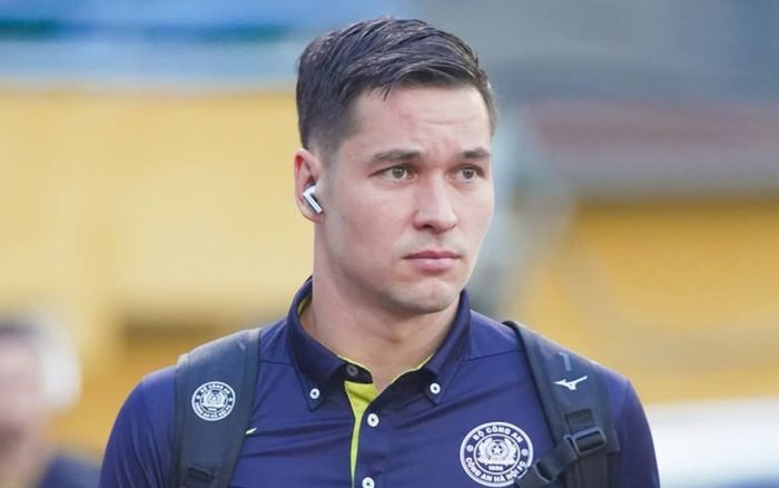 Buồn cho thủ môn Nguyễn Filip