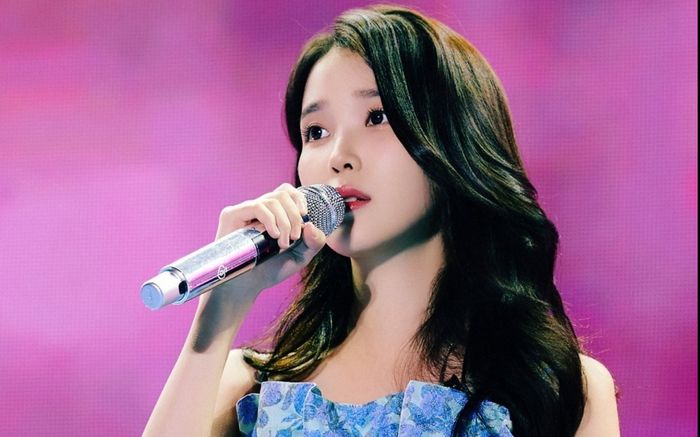 IU kỷ niệm 18 năm debut bằng món quà đặc biệt