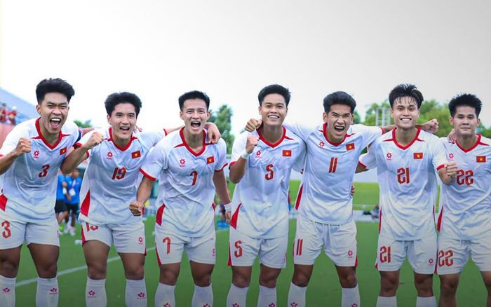 U23 Việt Nam xuất sắc đánh bại Philippines