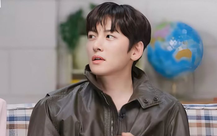Ji Chang Wook khoe hàng hiệu, xe sang trên tài khoản riêng tư