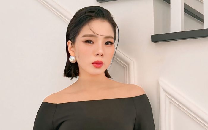 Hành trình đặc biệt của Lệ Quyên trong tháng 9