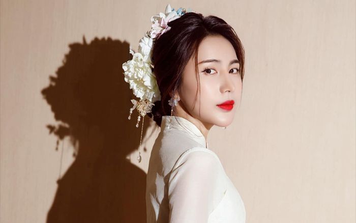 Hạnh phúc chưa đến dù Thủy Tiên đã chấp nhận buông bỏ ở tuổi 41