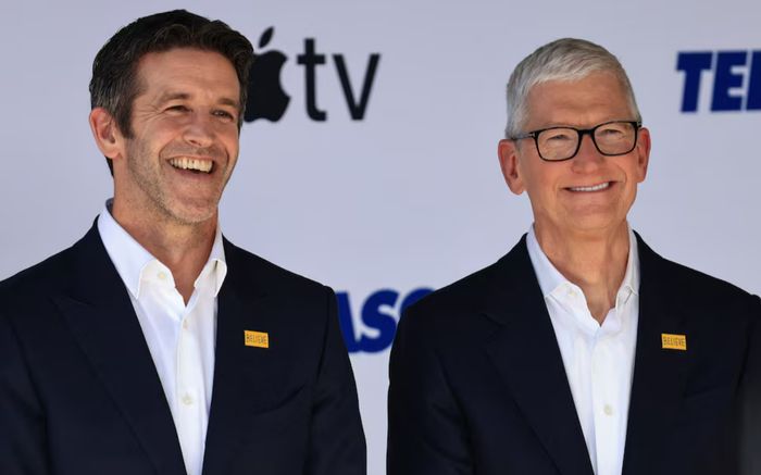 Apple bước vào kỷ nguyên John Ternus