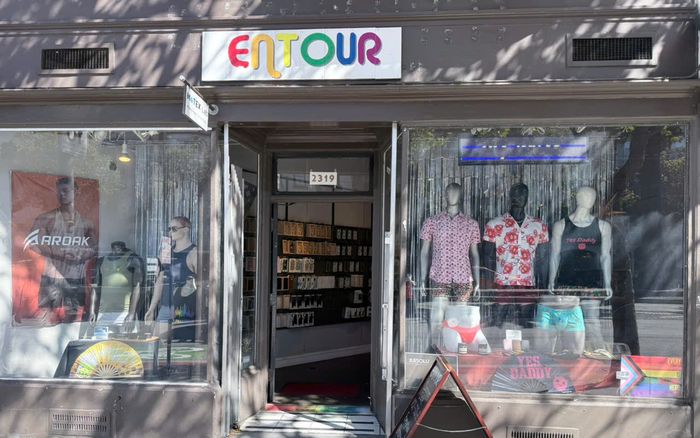 Hai mươi năm ở Castro: Nhớ về Entour