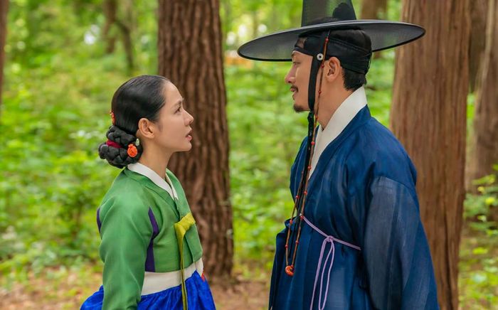 Phim 19+ của Son Ye Jin và Ji Chang Wook gây nhiều tranh cãi