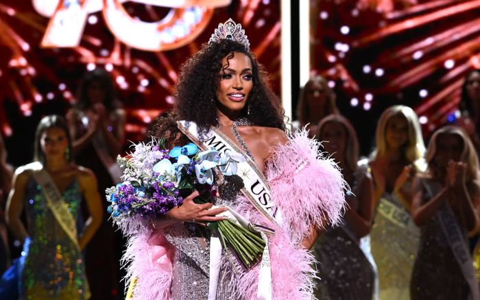 Hoa hậu đầu tiên đã kết hôn đăng quang Miss USA tiết lộ cách giữ dáng khi vừa chăm con