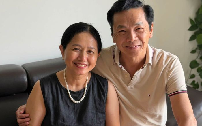 NSND Trung Anh công khai hạnh phúc bên vợ sau nhiều năm kín tiếng