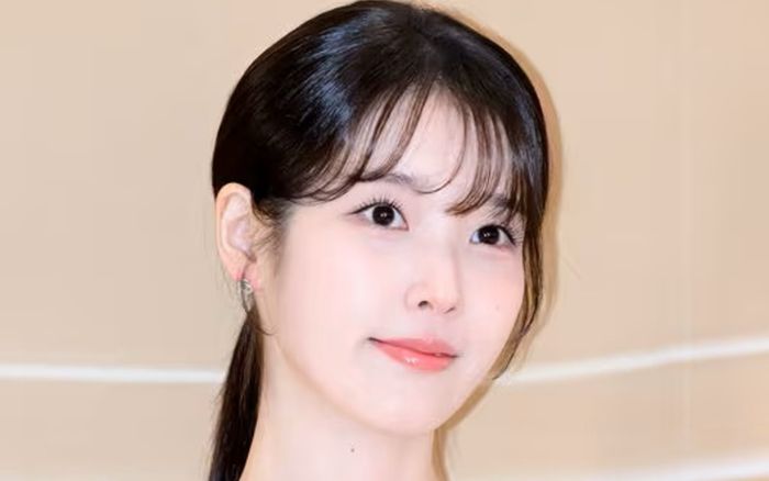 IU tiết lộ chỉ ăn 2 quả trứng và dầu olive để giữ dáng