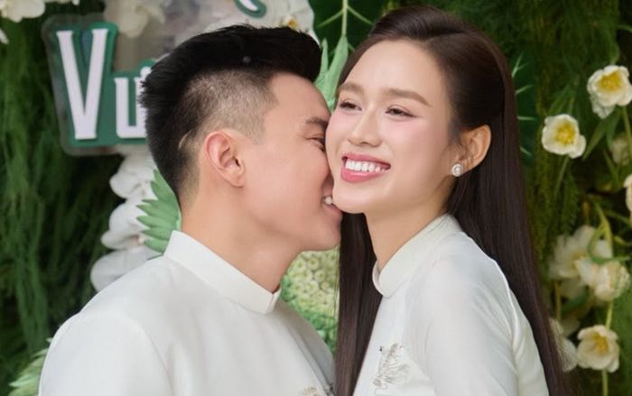 Tổ ấm của Hoa hậu Đỗ Thị Hà và chồng vào mùa Tết Trung thu