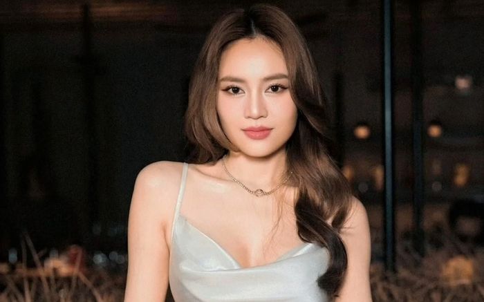 Ninh Dương Lan Ngọc dũng cảm đi tìm hạnh phúc ở tuổi 36