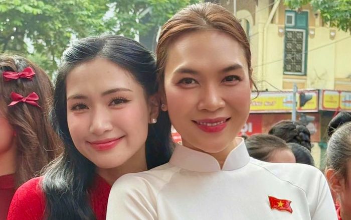 Hòa Minzy phản ứng về ngày vui của Mỹ Tâm