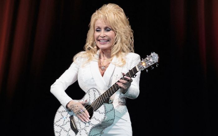 Di sản của Dolly Parton trở thành tâm điểm tranh chấp sau khi bà qua đời