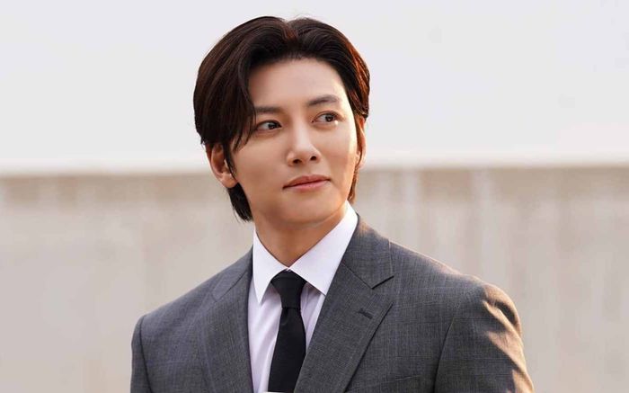 Ji Chang Wook lên tiếng sau những tranh cãi