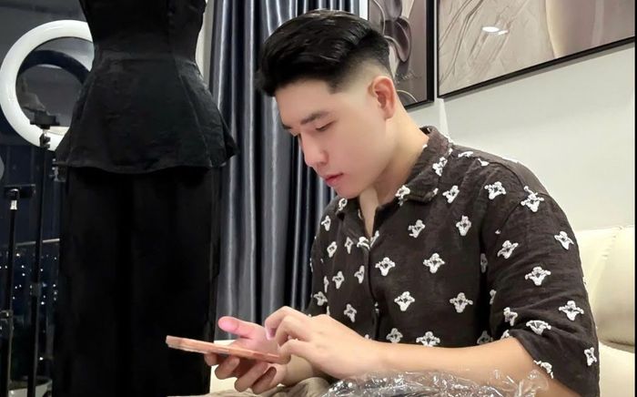 Giải mã bài toán kinh doanh ngách thời trang mặc nhà từ Nguyễn Hoàng Khan