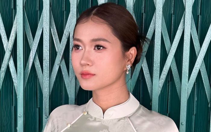 Cạn dần hi vọng với Lâm Vỹ Dạ