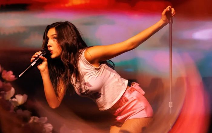 Khán giả 'sốc nặng' với chuyến lưu diễn mới của Olivia Rodrigo
