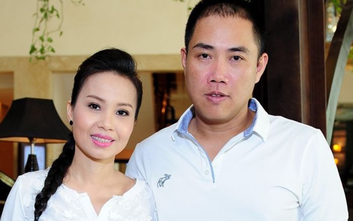 Ca sĩ Cẩm Ly công khai hạnh phúc bên chồng