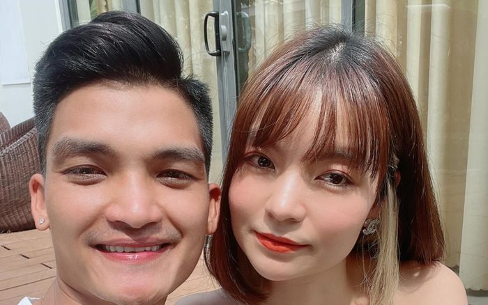 Vợ chồng Mạc Văn Khoa trúng số