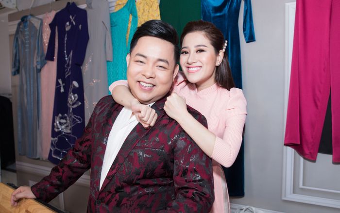 Quang Lê mang lại hạnh phúc cho ngọc nữ bolero ở Mỹ