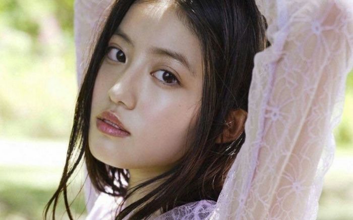 Diễn viên nữ Nhật Bản đóng cặp cùng Ji Chang Wook là ai?