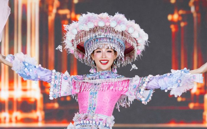 Bảo Ngọc lọt mắt xanh chuyên gia quốc tế trước chung kết Miss World
