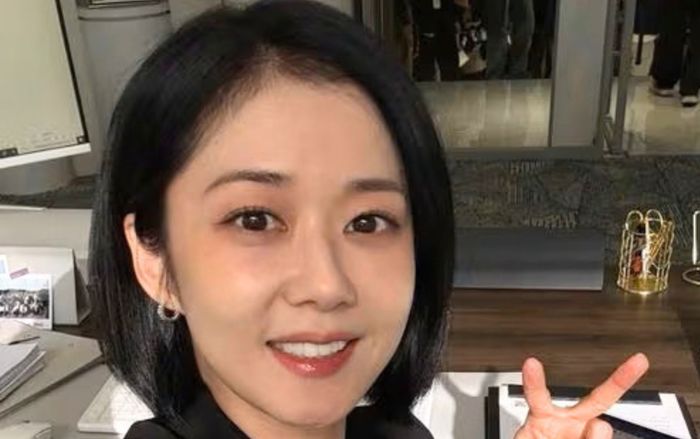 'Mỹ nhân lão hóa ngược' Jang Nara khoe làn da không nếp nhăn ở tuổi 45