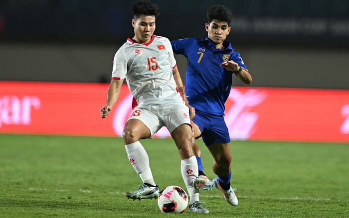 FIFA tuyên bố tuyển Việt Nam vẫn nắm quyền tự quyết dù thua Thái Lan