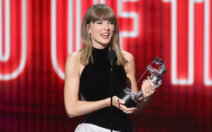 Taylor Swift và câu hỏi về vị thế của MV trong kỷ nguyên TikTok