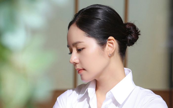 Han Ga In tiếp tục phủ nhận nghi vấn quảng cáo thực phẩm chức năng