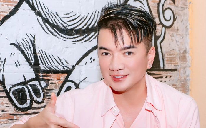 Món đồ hơn 100 tỷ khiến Đàm Vĩnh Hưng trầm trồ