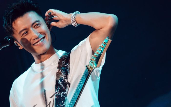 Người phụ nữ bị lừa gần 7 tỷ đồng vì Tạ Đình Phong