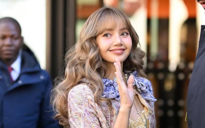 Lisa (BLACKPINK) thú nhận chuyện tình cảm