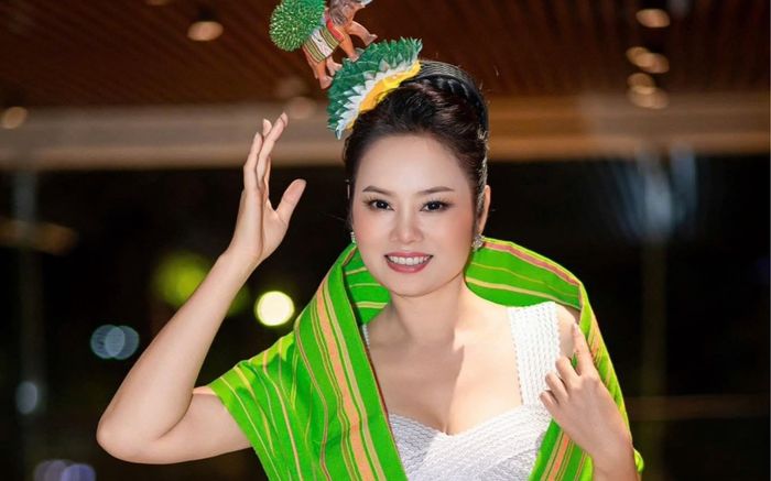 Phượng Zenana nói về công việc đào tạo người mẫu: 'Tôi không tạo ra bản sao'