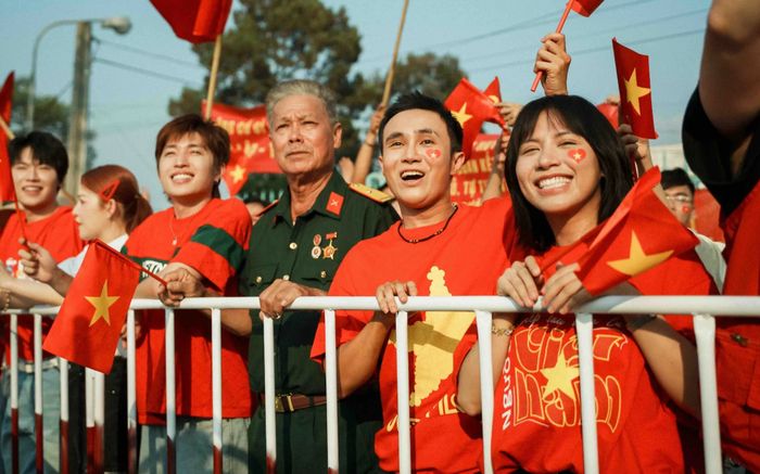 Phim Huỳnh Lập lọt top 3 phim Việt có doanh thu cao nhất 2026