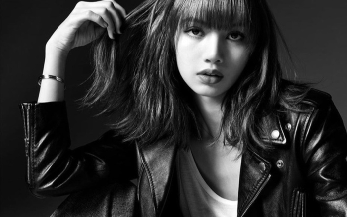 Lisa Black Pink là nàng thơ Châu Á đầu tiên trên trang instagram của nhà mốt Pháp