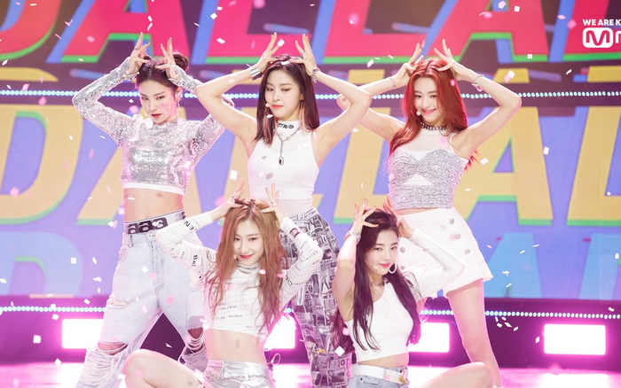 ITZY comeback vào tháng 7, Knet mỉa mai danh hiệu 'Tân binh quái vật': Chỉ nổi nhờ JYP, tài năng trung bình!