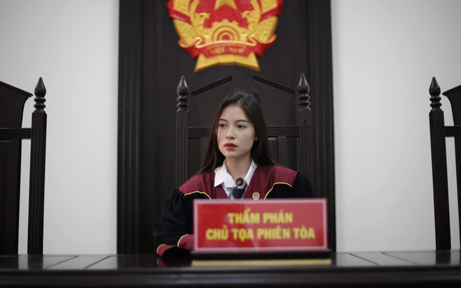 Tâm sự của cựu sinh viên trường Luật mới ra trường: Bị đồng nghiệp nói xấu, công ty giữ lương và hàng tá những vấn đề phát sinh