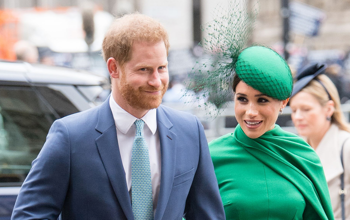 Meghan và Harry sắp ra sách 'kể xấu' William