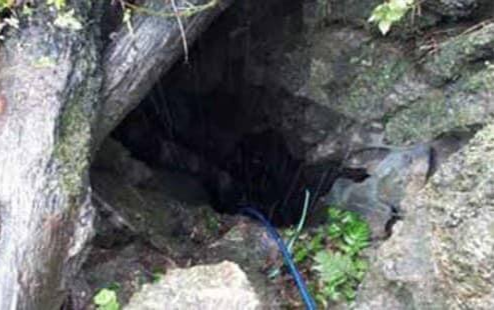 Ngộ độc khí thải dưới hang sâu, 2 người tử vong, nhiều người nhập viện