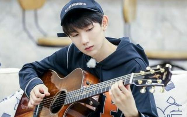 Thực hư tin đồn Vương Nguyên thiếu tiền, phải đi vay đồng nghiệp