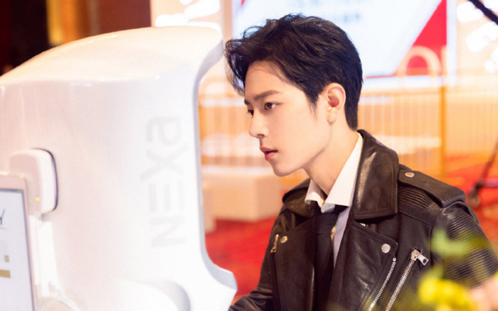 Tiêu Chiến tham gia hoạt động thiện nguyện dưới sự 'chống lưng' của truyền thông chính thống Nhật Báo Nhân dân'