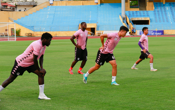 Hà Nội FC gặp khó trước Viettel?