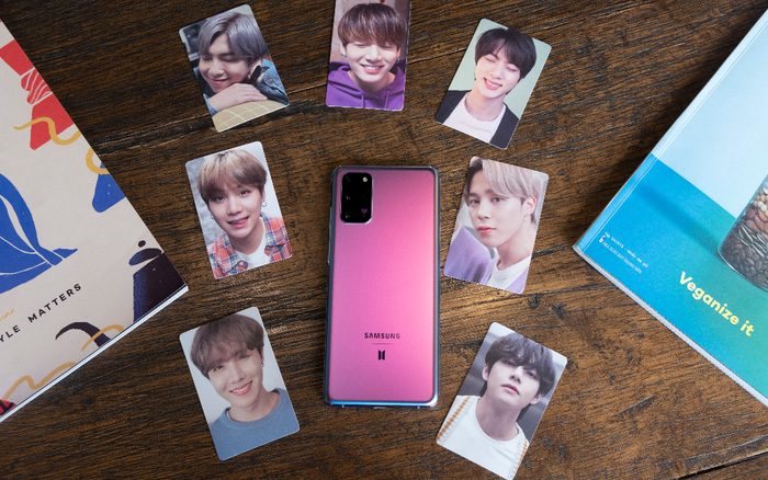 Trên tay Samsung Galaxy S20+ BTS Edition: Chỉ gói gọn trong từ đẹp!