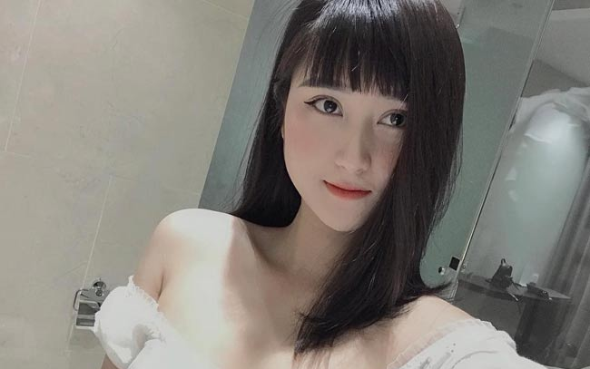 Hot girl Hải Phòng sốc vì kiểu tóc mới của sao tuyển Việt Nam