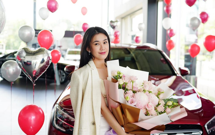 Hotgirl Ngọc Thảo gây 'choáng' khi vừa mua nhà lại tậu thêm 'xế khủng' bạc tỷ mừng sinh nhật tuổi 30