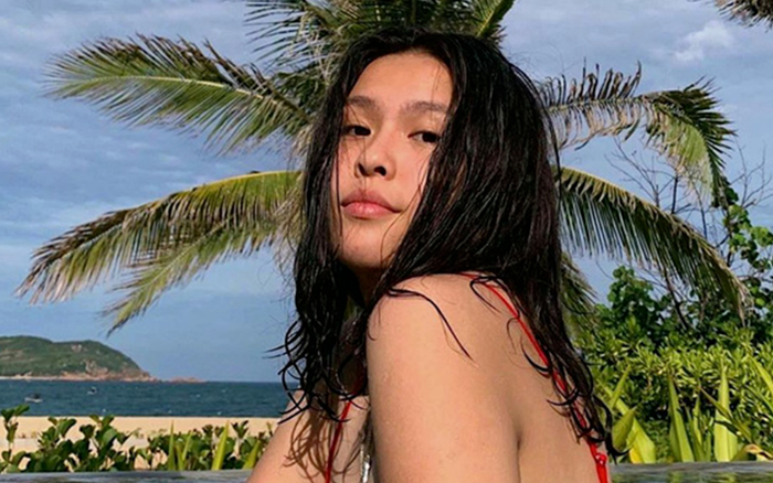 'Ái nữ' nhà Phượng Chanel diện bikini hút mắt, hotgirl tương lai đây rồi